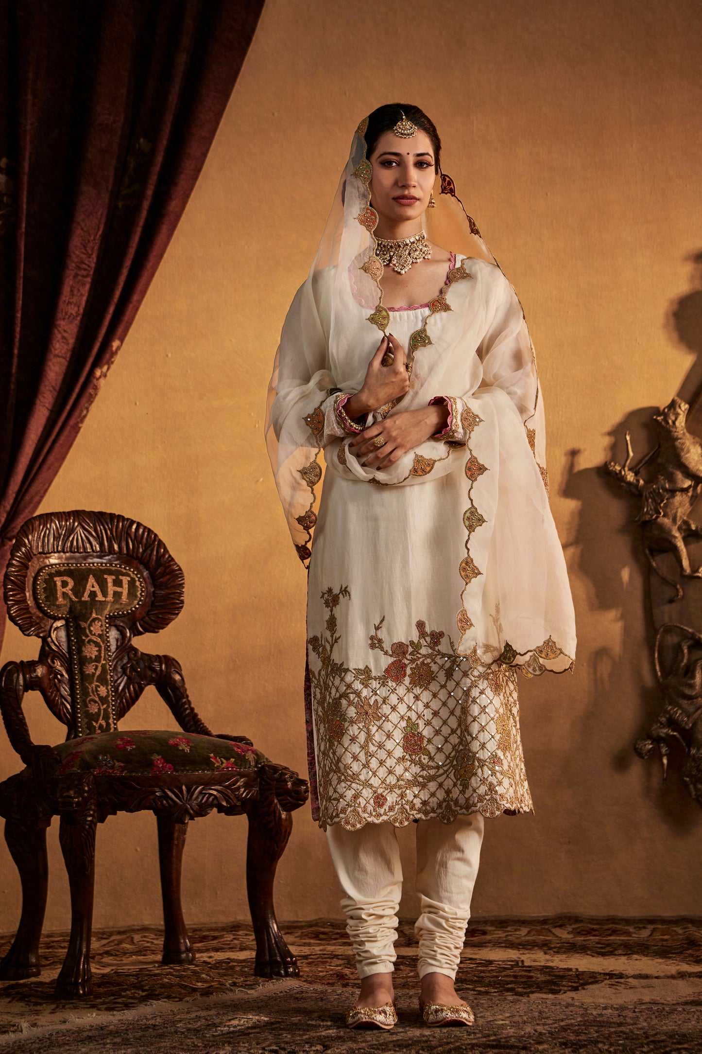 Ivory Floral Kurta Set