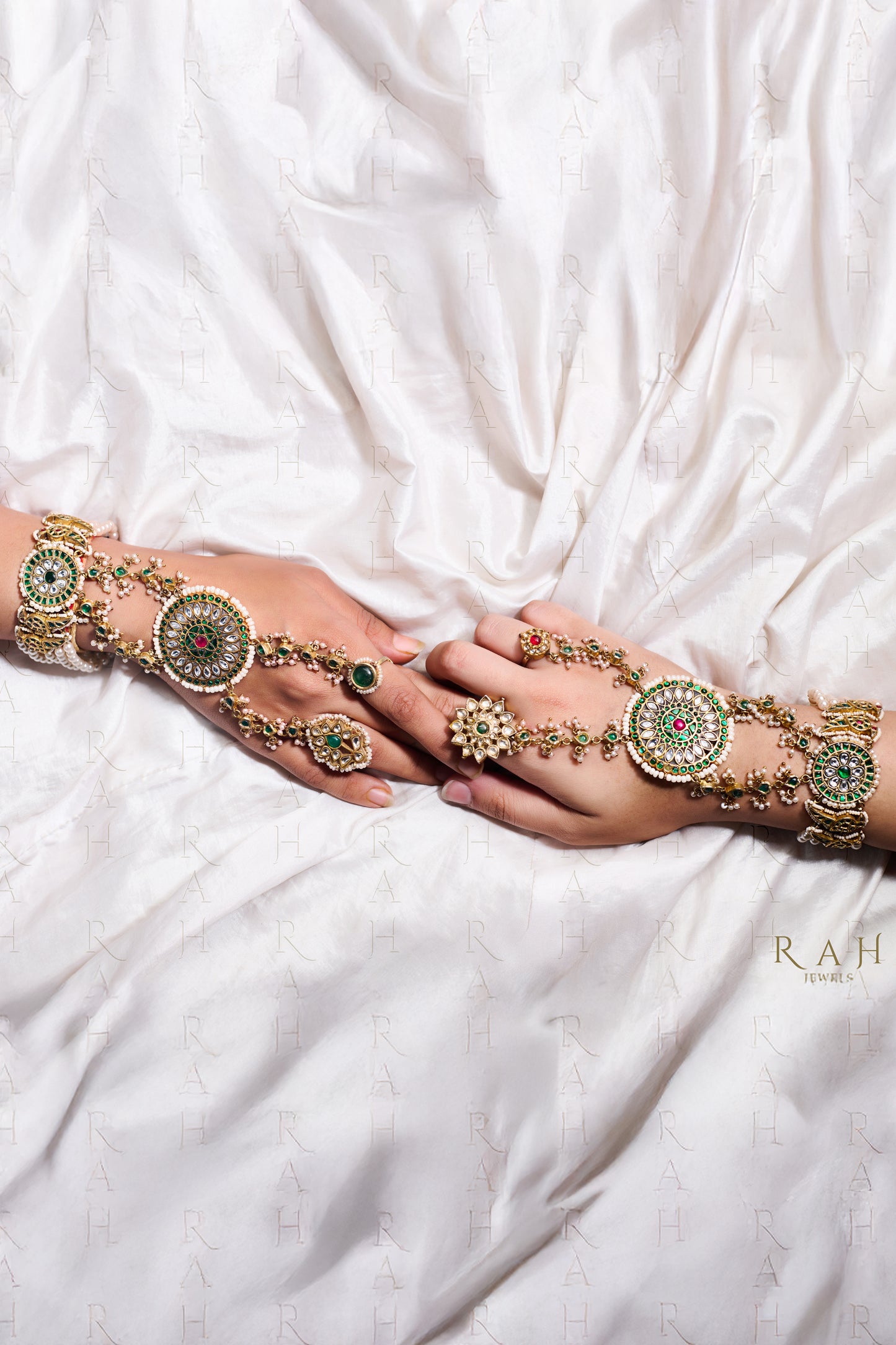 Gold Finish Kundan Polki Hathphool With Emerald Gemstones