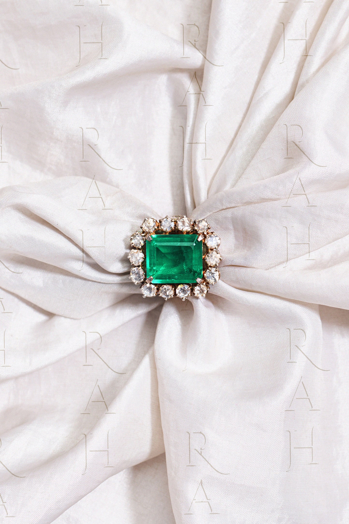 Emerald Grace Ring